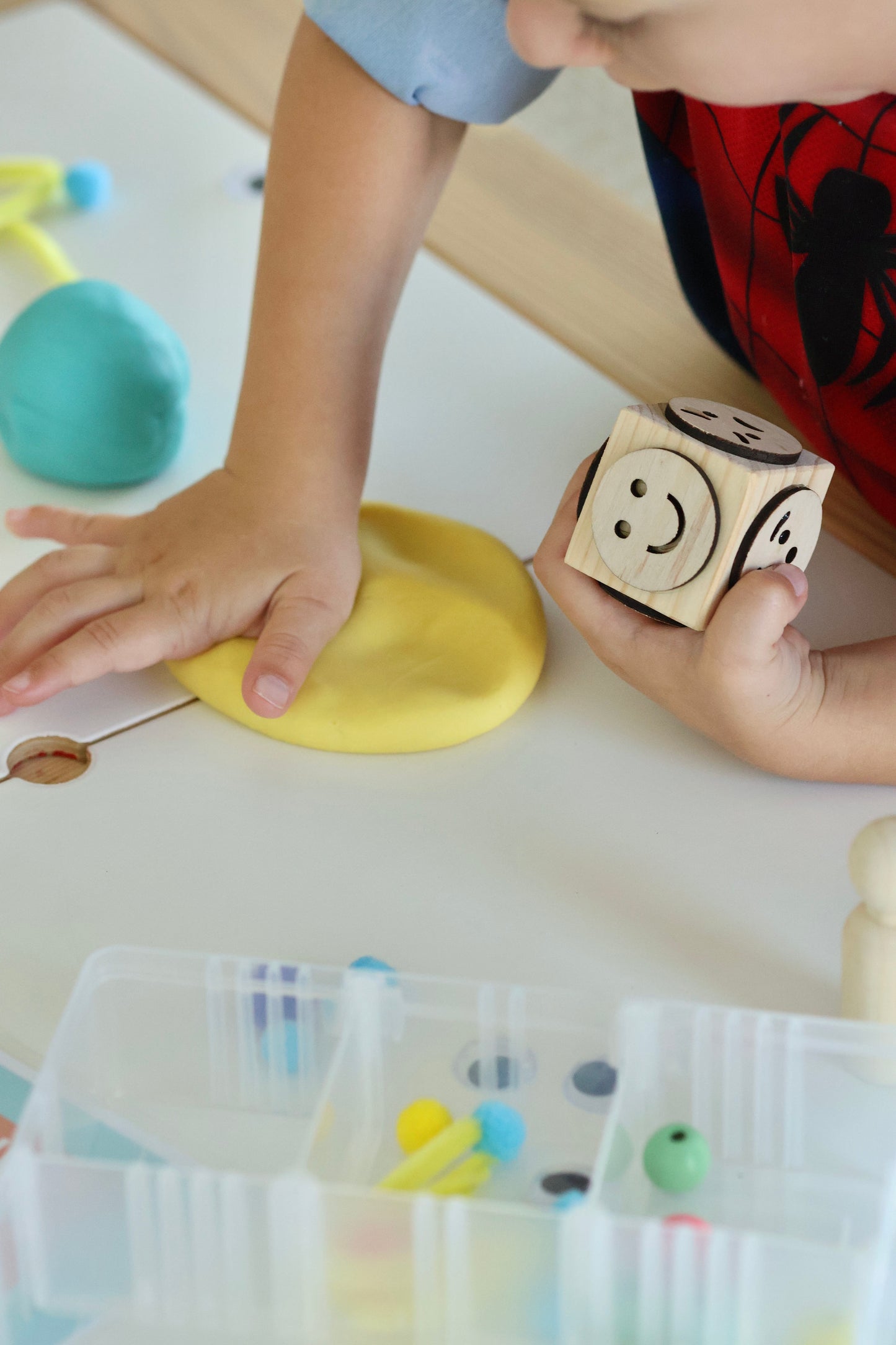 Feelings & Faces: Emotional Support Playdough Kit