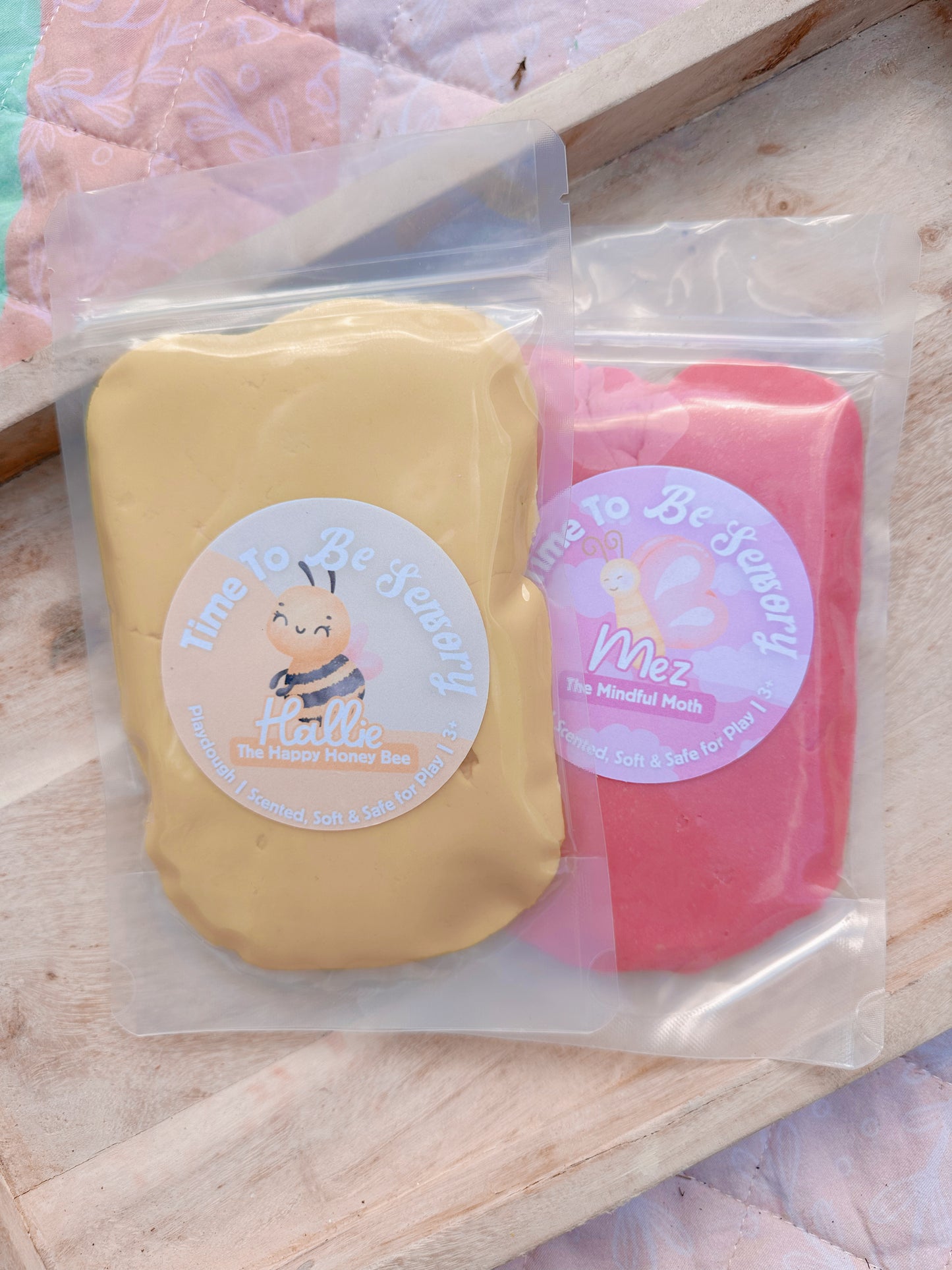 Playdough | Banana Lolly Scented Yellow | 220g Pouch