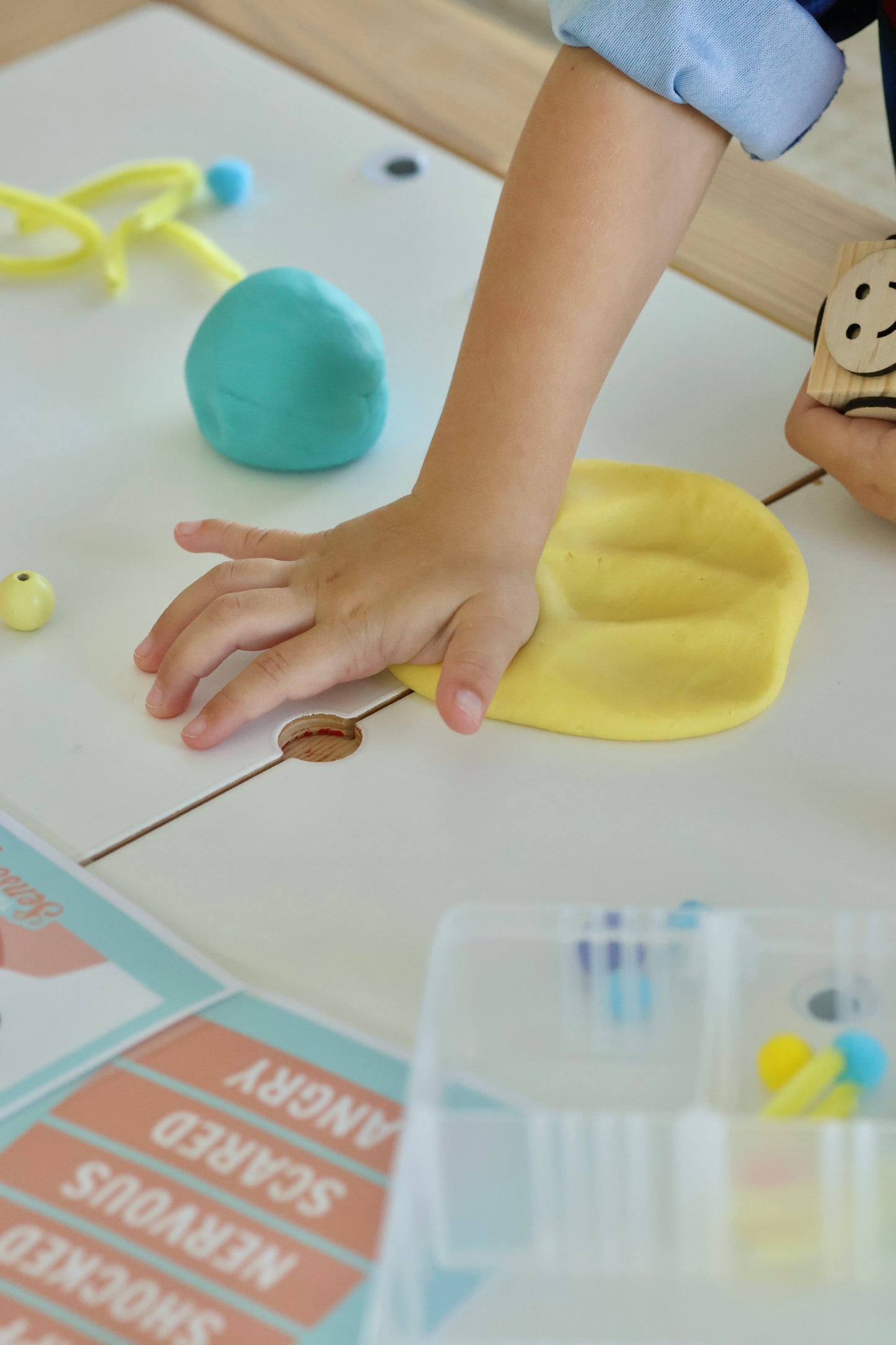 Feelings & Faces: Emotional Support Playdough Kit