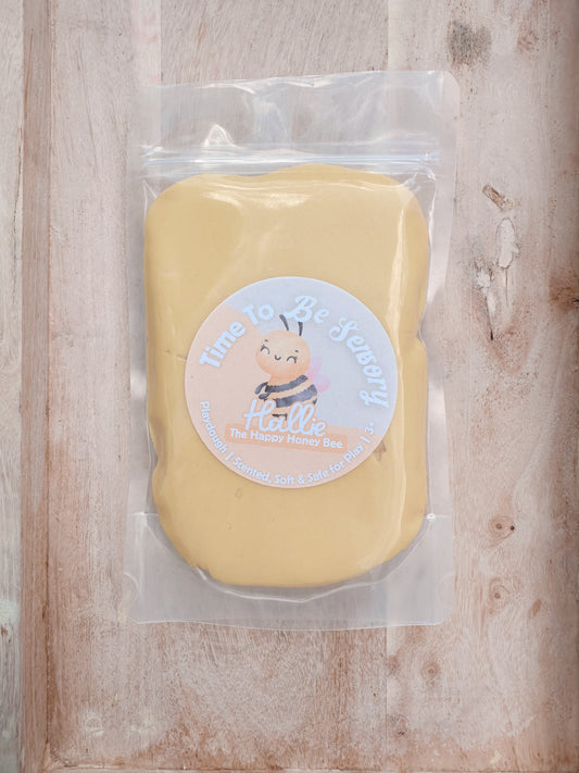 Playdough | Banana Lolly Scented Yellow | 220g Pouch