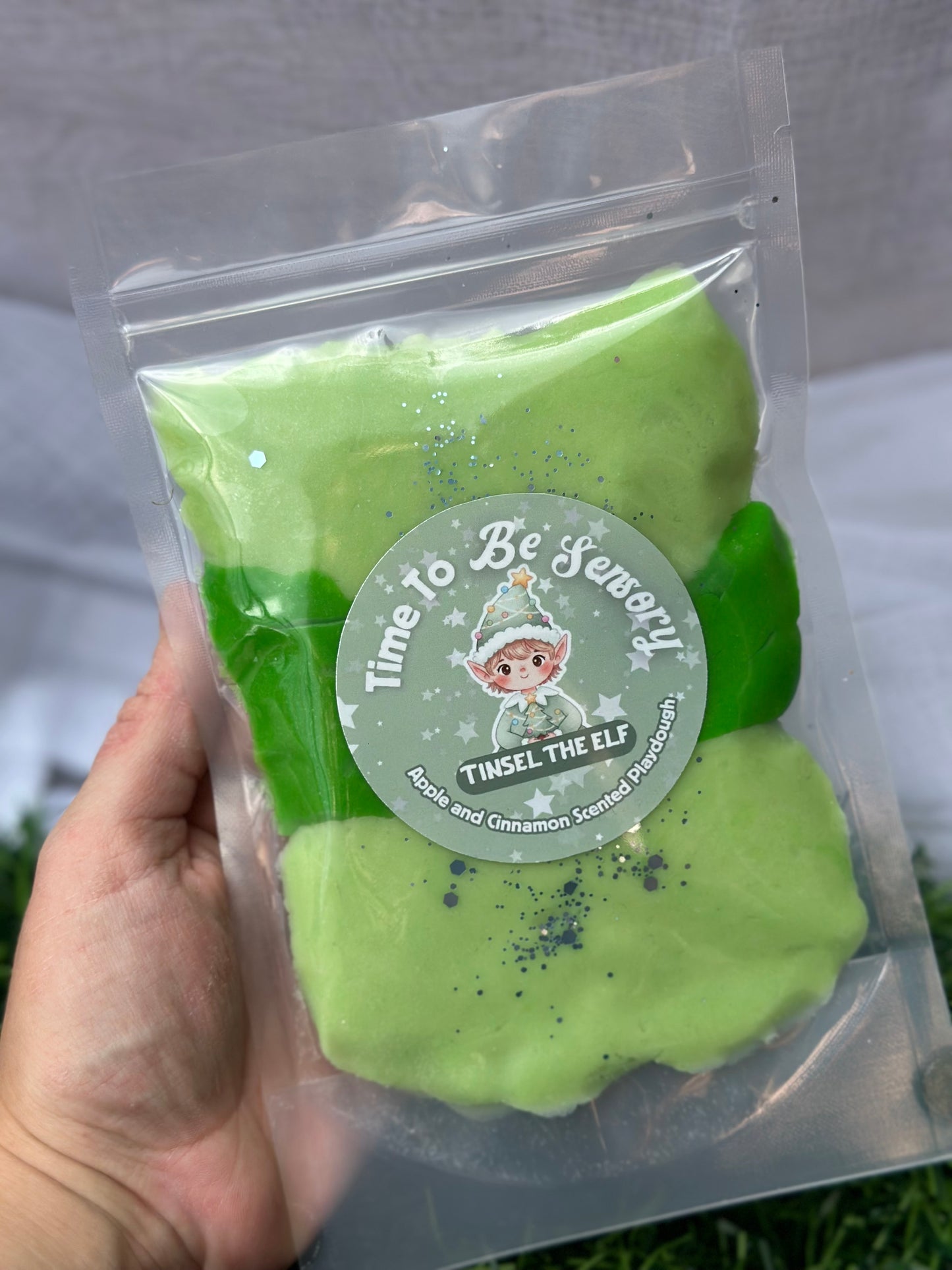 Tinsel Elf- Apple & Cinnamon- 220g Playdough Pouch