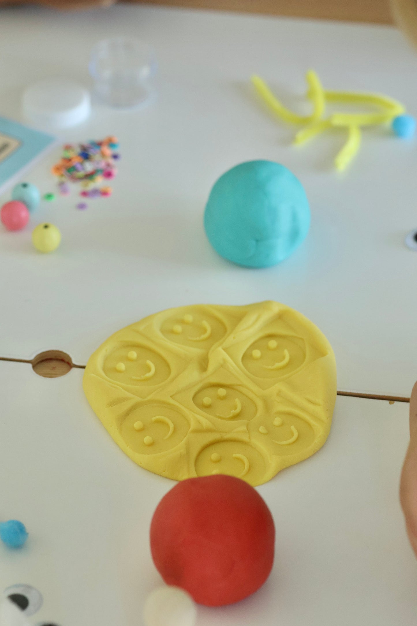 Feelings & Faces: Emotional Support Playdough Kit